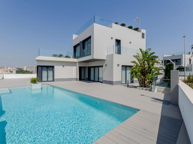 Chalet en venta en Dehesa de Campoamor, el Baix Segura / La Vega Baja
