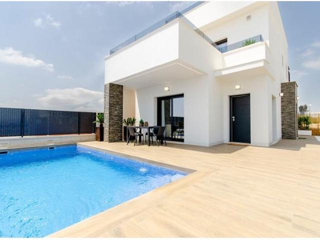 Casa en venta en Jacarilla, Valencia