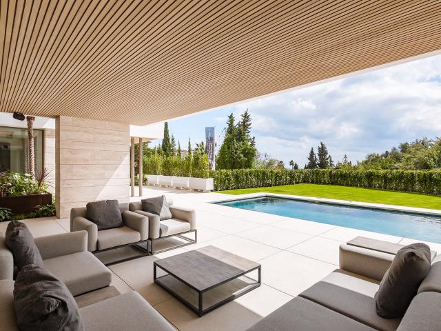 Chalet en alquiler en La Alquería-El Paraíso, Costa del Sol Occidental