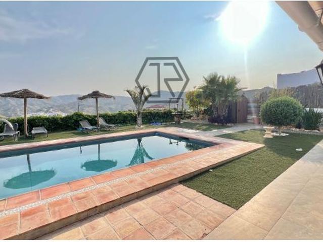 Casa en alquiler en La Axarquía, Andalucía