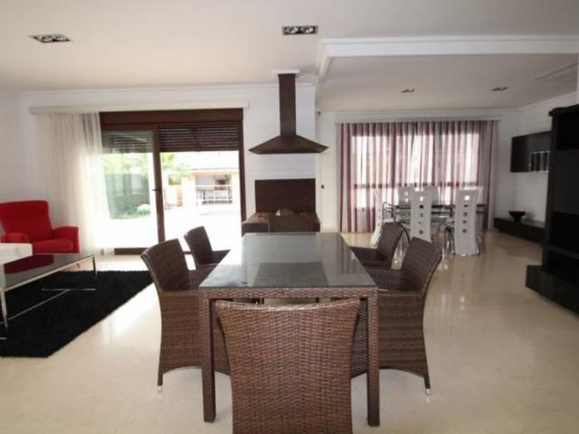 Casa en alquiler en Centre Històric, l'Alacantí