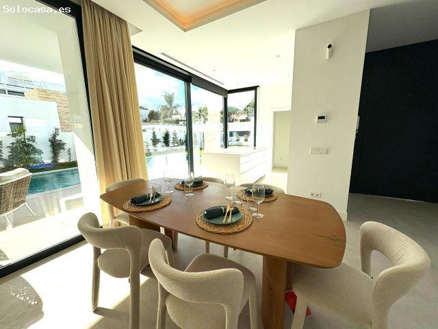 Casa en venta en Nueva Atalaya, Costa del Sol Occidental