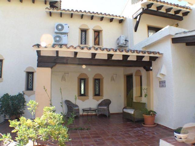 Chalet en venta en Urbanització Santa Clara, la Marina Baixa