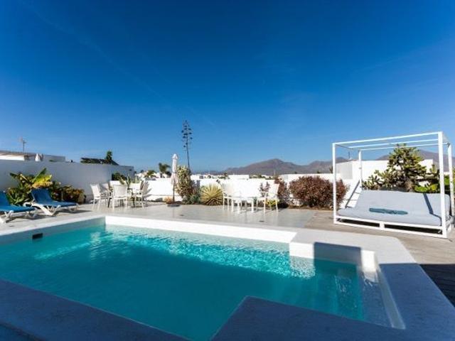 Chalet en venta en Playa Blanca, Yaiza