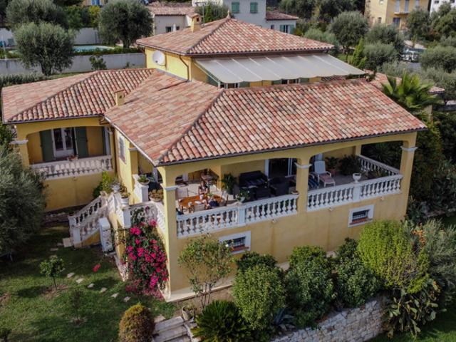 Maison vente à Grasse, Gattières