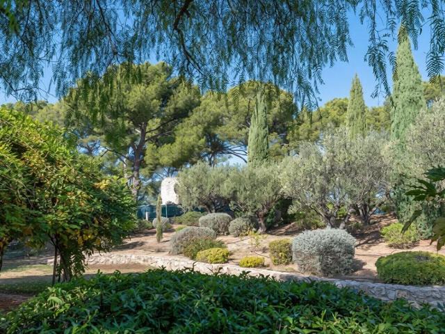 Villa vente à Arrondissement de Toulon, La Cadière-d'azur