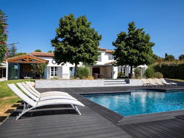 Villa vente à Aix-en-Provence, Aix-en-provence