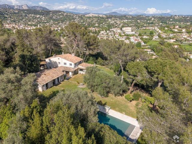 Villa vente à Grasse, La Colle-sur-loup