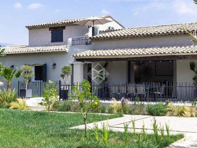 Villa vente à Valbonne