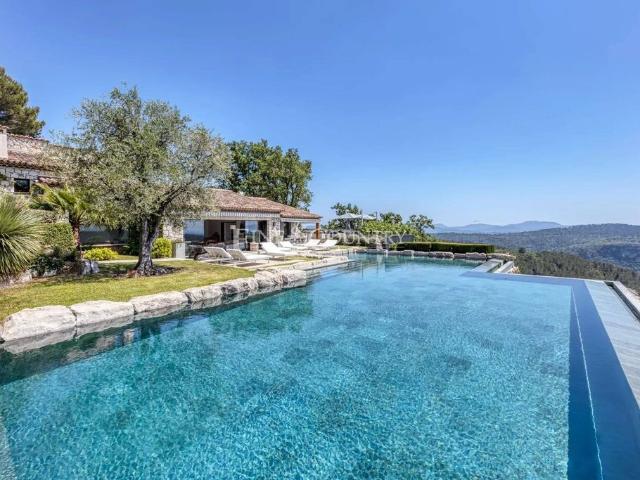 Villa vente à Grasse, Saint-cézaire-sur-siagne