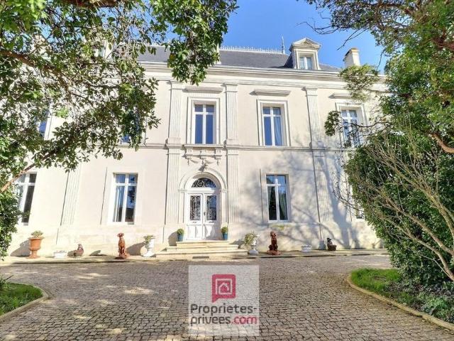 Villa vente à Saint-Jean-d'Angély, Villeneuve-la-comtesse