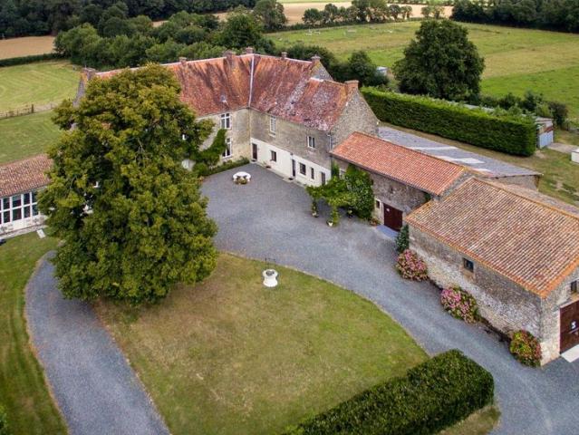 Villa vente à Fontenay-le-Comte, Saint-hilaire-des-loges