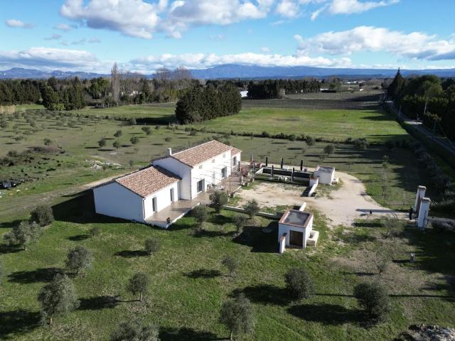 Villa vente à Carpentras, Pernes-les-fontaines
