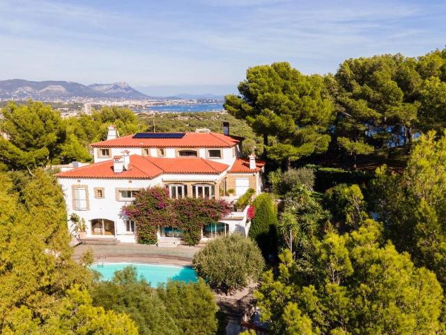 Villa vente à Arrondissement de Toulon, La Seyne-sur-mer