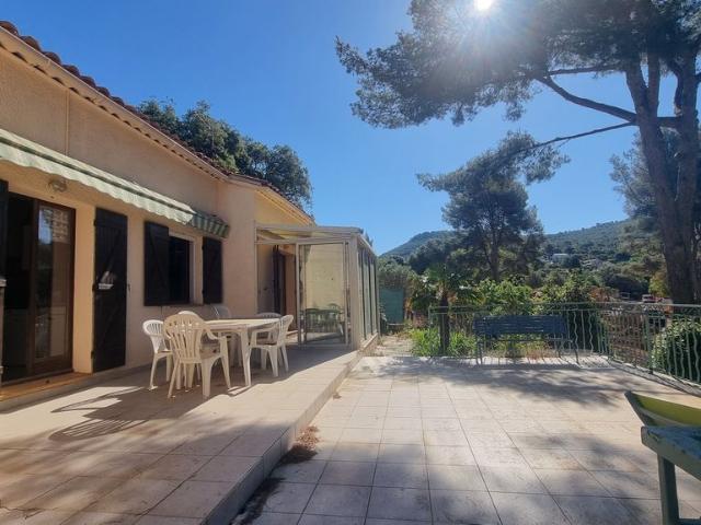 Villa vente à Arrondissement de Toulon, Le Pradet