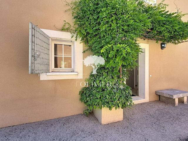 Villa vente à Apt, Saint-saturnin-lès-apt