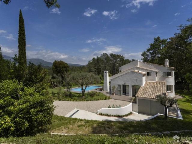 Villa vente à France métropolitaine, Roquefort-les-pins