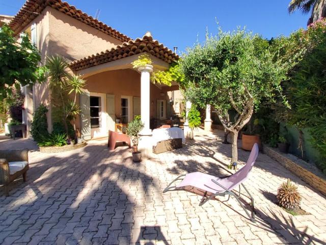 Villa vente à Arrondissement de Toulon, Cuers