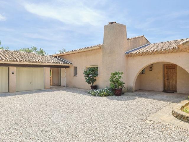 Villa vente à Arrondissement de Toulon, La Farlède