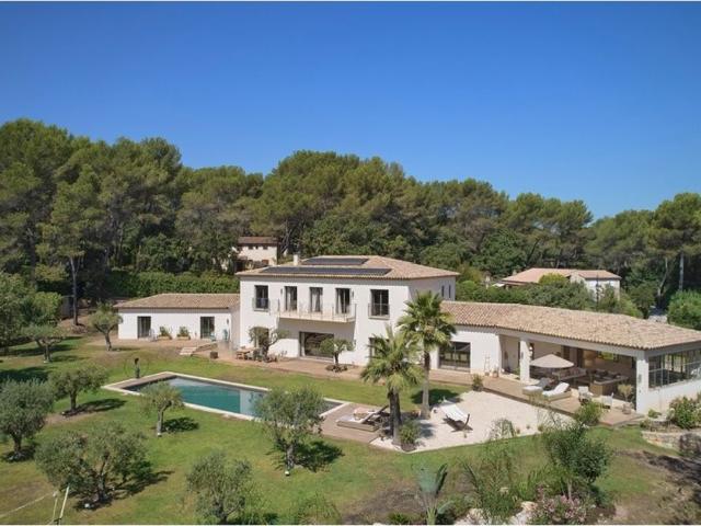 Villa vente à Grasse, La Roquette-sur-siagne