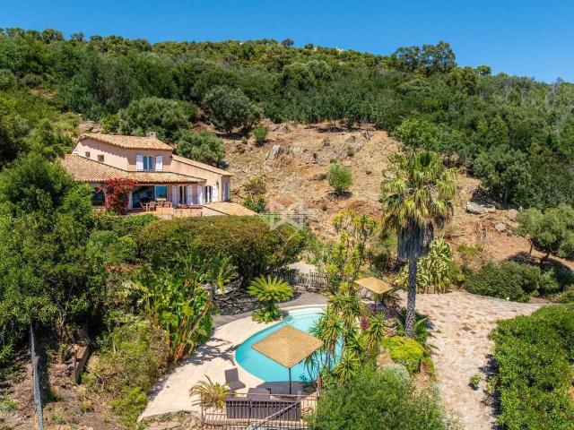 Villa vente à Arrondissement de Toulon, Bormes-les-mimosas