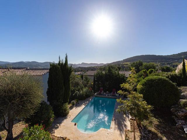 Villa vente à Arrondissement de Toulon, La Cadière-d'azur