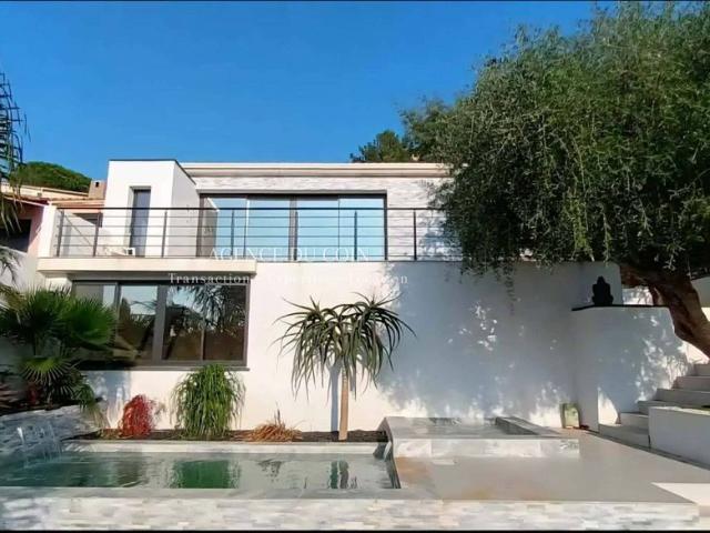 Villa vente à Arrondissement de Toulon, Le Lavandou