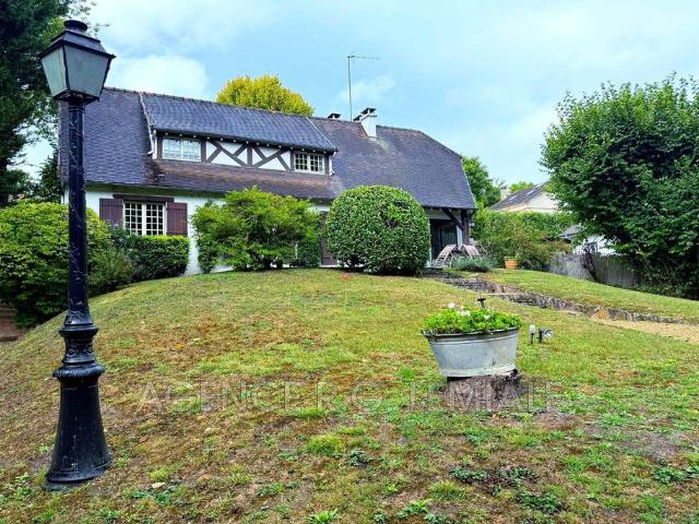 Villa vente à Saint-Germain-en-Laye, Le Mesnil-le-roi