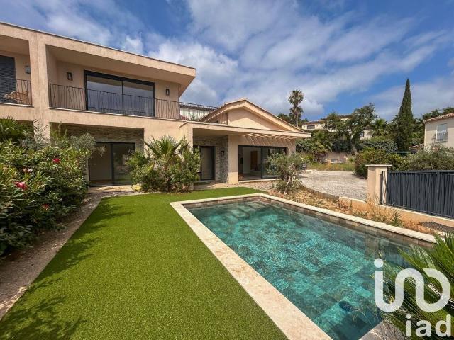 Villa vente à Arrondissement de Draguignan, Sainte-maxime