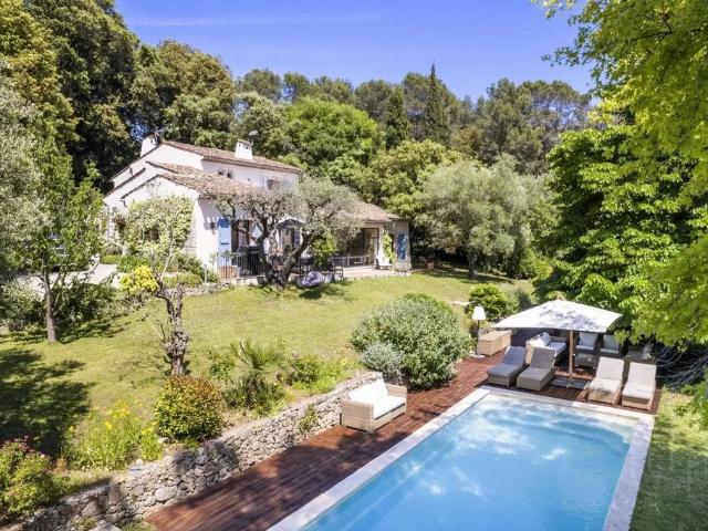 Villa vente à Valbonne