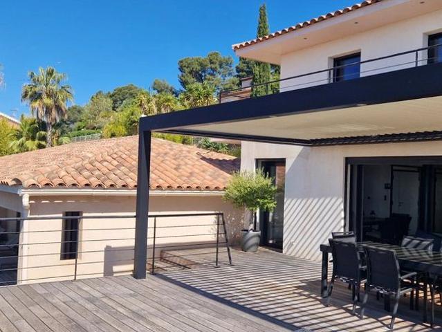 Villa location à Arrondissement de Toulon, Carqueiranne