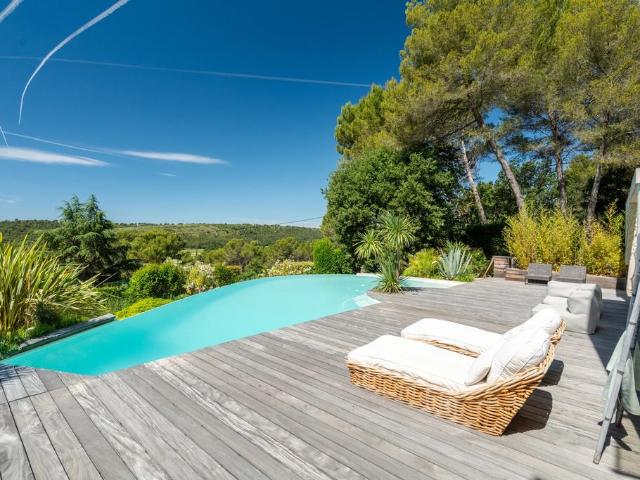 Villa vente à Aix-en-Provence, Aix-en-provence