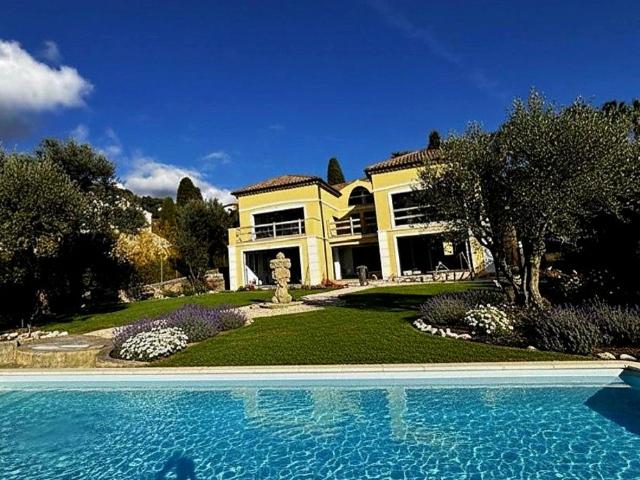 Villa vente à France métropolitaine, Roquebrune-cap-martin