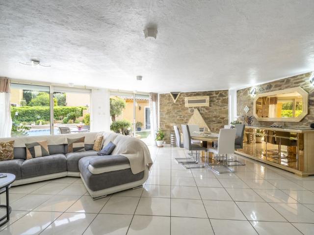 Villa vente à Arrondissement de Draguignan, Cavalaire-sur-mer