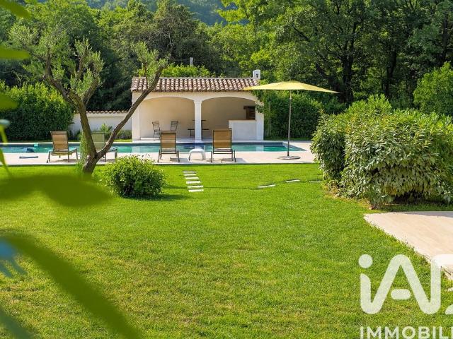 Villa vente à Grasse, Châteauneuf-grasse