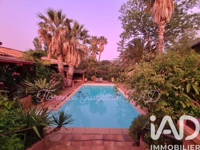 Villa vente à Arrondissement de Toulon, La Cadière-d'azur