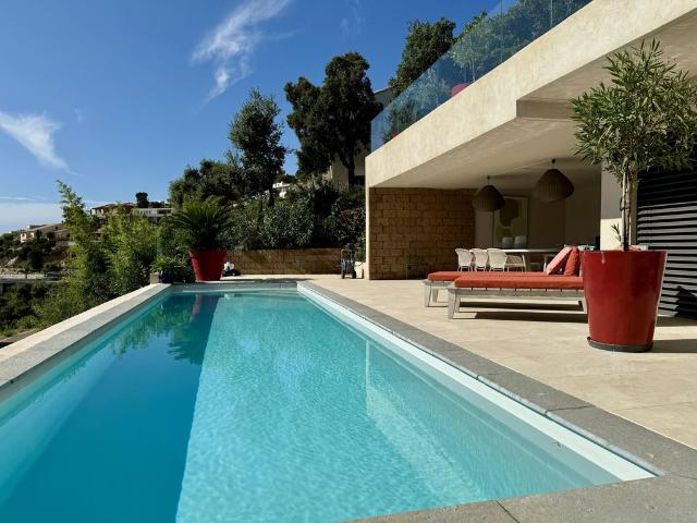 Villa vente à Arrondissement de Toulon, La Londe-les-maures