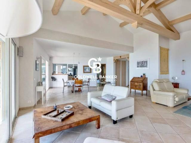 Villa vente à Arrondissement de Toulon, Le Lavandou