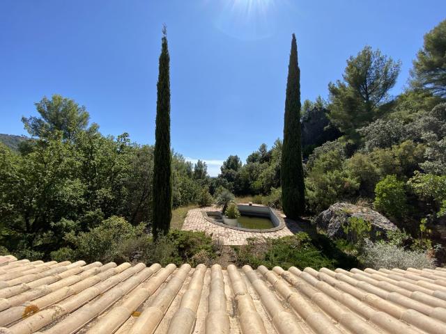 Villa vente à Arrondissement de Toulon, Le Revest-les-eaux