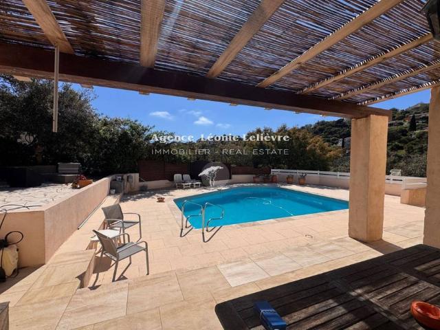 Villa vente à Les Issambres, Roquebrune-sur-Argens