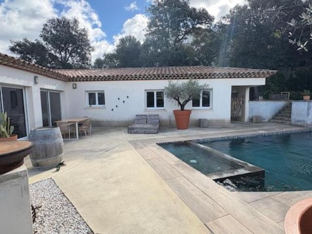 Villa vente à Nîmes, Dions