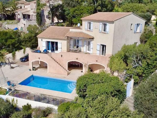Villa vente à Arrondissement de Draguignan, Roquebrune-sur-argens