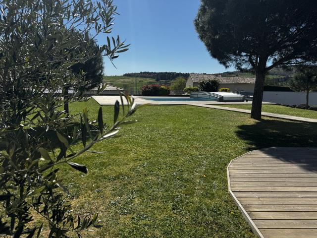 Villa vente à Saint-Alban-d'Ay, Ardèche