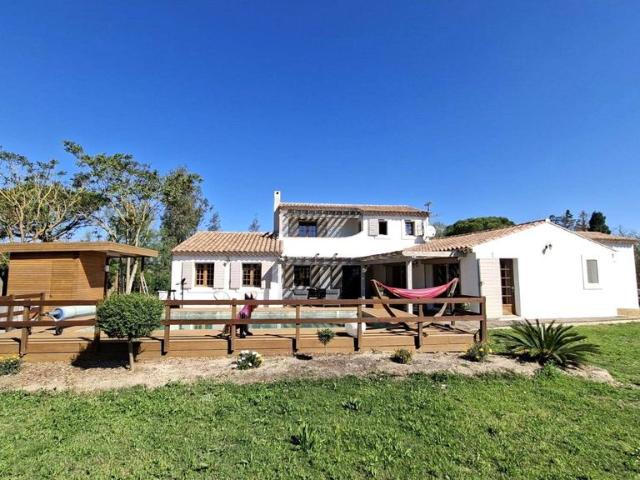 Villa vente à Arles, Saintes-maries-de-la-mer