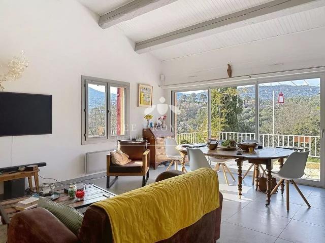 Villa vente à Arrondissement de Toulon, Solliès-toucas