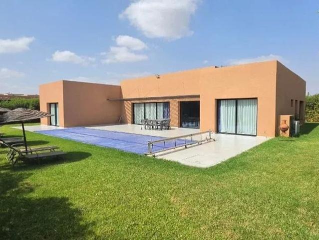 Villa vente à Arrondissement de Sidi Youssef Ben Ali مقاطعة سيدي يوسف بن علي, Marrakech ⵎⵕⵕⴰⴽⵯⵛ مراكش