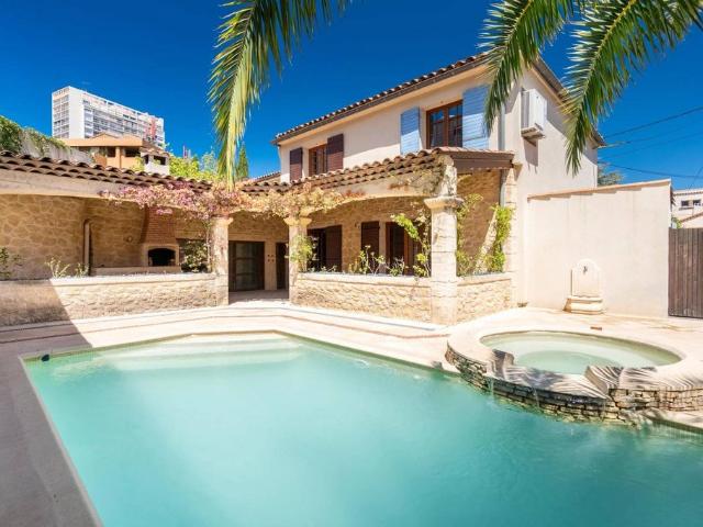 Villa vente à France métropolitaine, Marseille