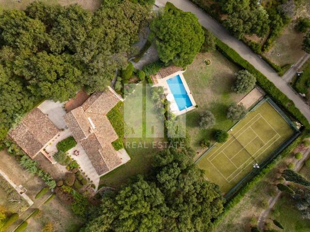 Villa vente à Grasse, Auribeau-sur-siagne