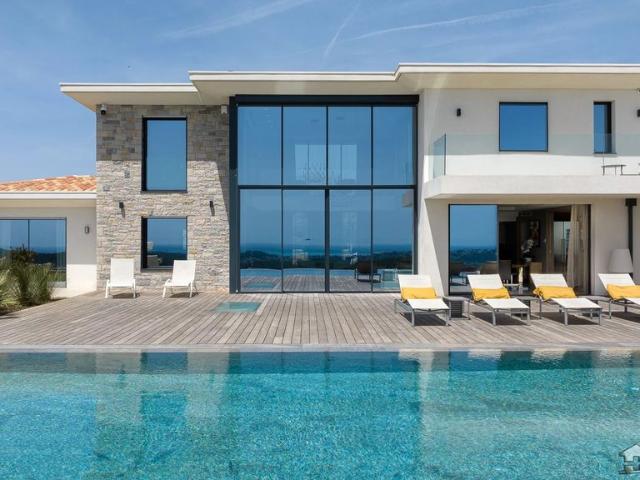 Villa vente à Grasse, Roquefort-les-pins