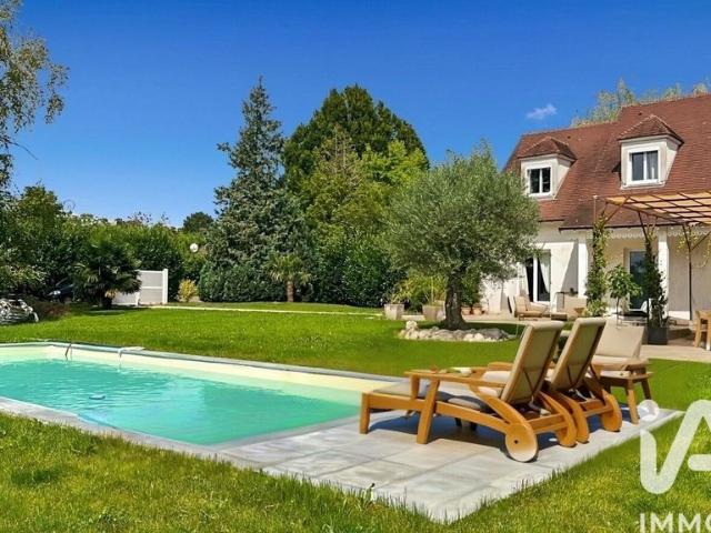 Villa vente à Créteil, Santeny